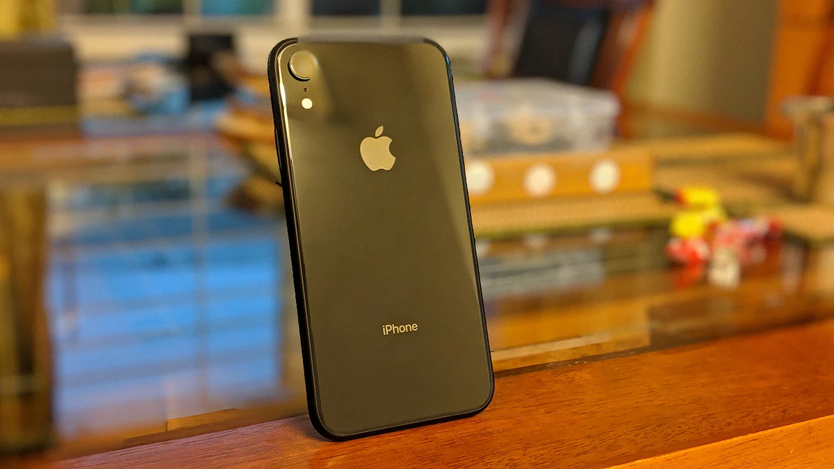 iPhone XR back design is very different from that of the XS. 
