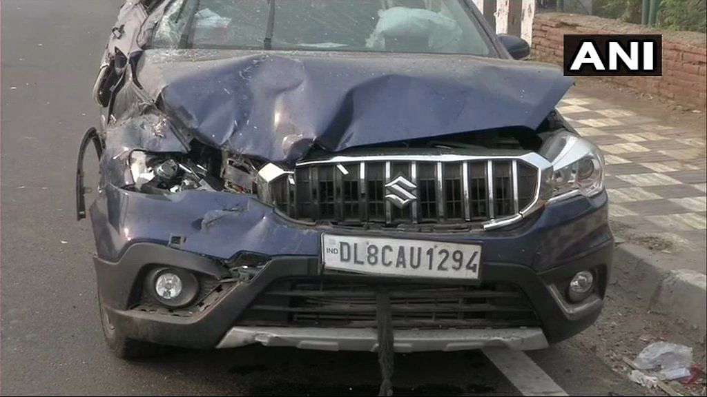 A car hit Punjabi Bagh flyover, colliding with two other cars.