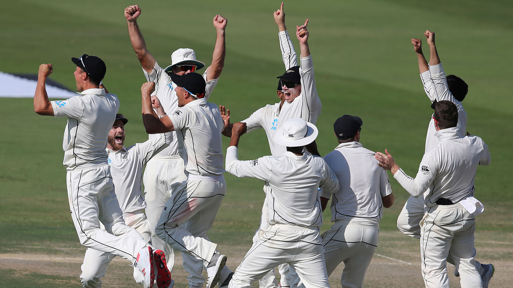 New Zealand players celebrate after beating Pakistan by 4 runs in the first Test in Abu Dhabi, United Arab Emirates, Monday, Nov. 19, 2018.&nbsp;