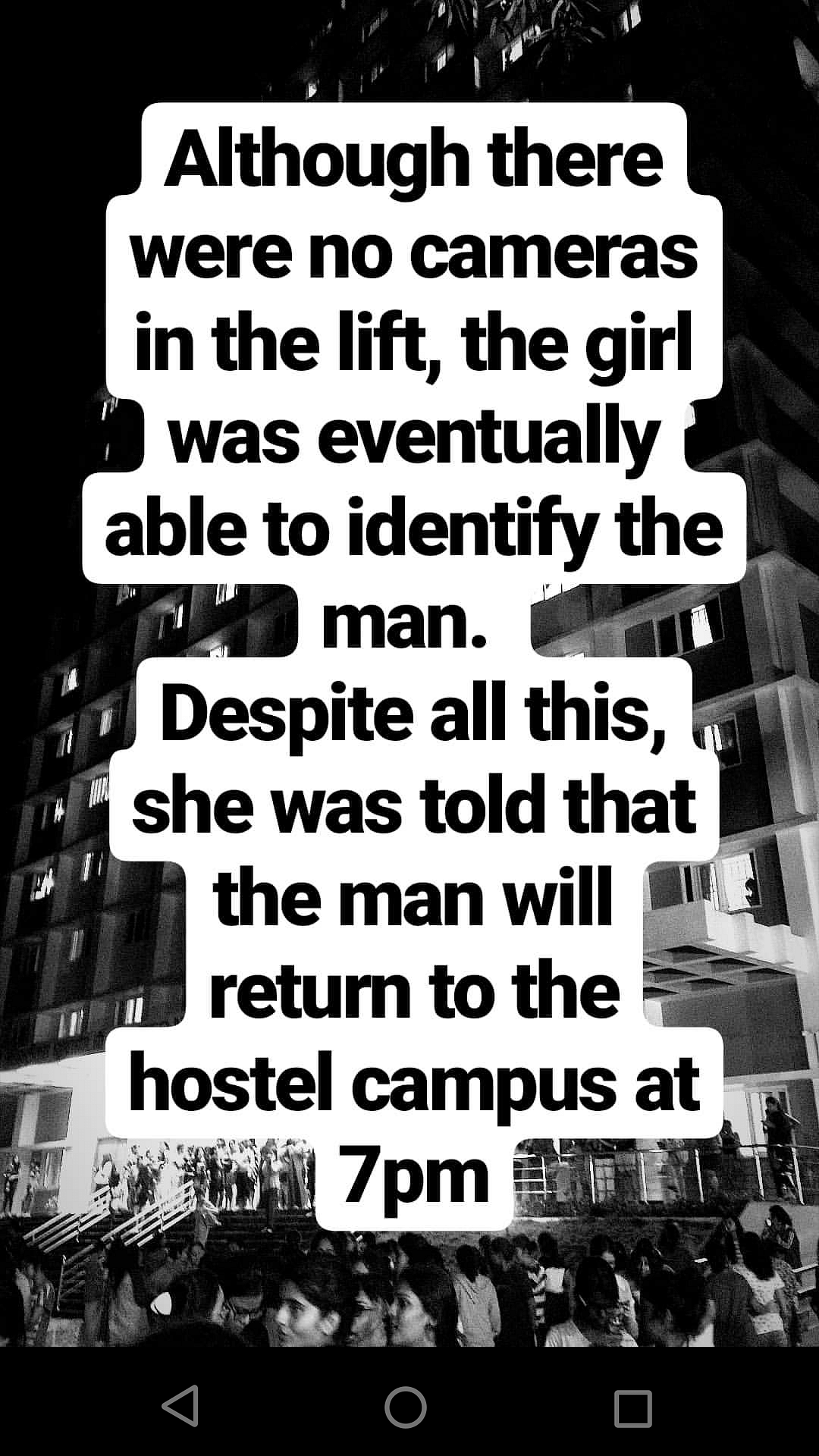 Students of the institute broke the hostel gates and took to the streets to protest. 