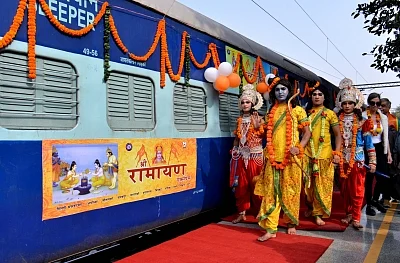 New Delhi: The Shri Ramayana Express, a special tourist train to run on the Ramayana circuit to cover major spots related to the Hindu epic, that was flagged off from Safdarjung Railway Station in New Delhi on Nov 14, 2018. The train will complete its journey till Rameswaram, Tamil Nadu, in 16 days covering all important destinations associated with the life of Lord Shri Ram. (Photo: IANS)