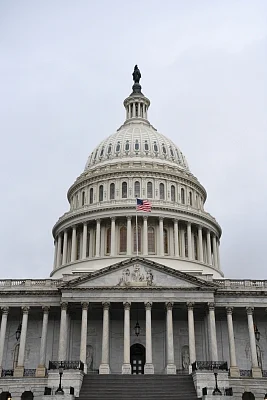 WASHINGTON D.C., Nov. 7, 2018 (Xinhua) -- The U.S. Capitol is seen in Washington D.C. Nov. 6, 2018. The U.S. Republican Party on Tuesday managed to maintain a Senate majority in the midterm elections, while the Democrats wrestled the House majority from the Republicans, according to projections of multiple news outlets. (Xinhua/Liu Jie/IANS)