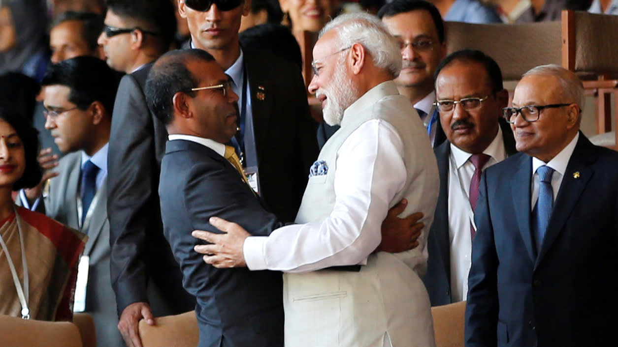 PM Narendra Modi with former Maldives President Mohamed Nasheed during the swearing-in ceremony of President-elect Ibrahim Mohamed Solih in Male on November 17.<a href="mailto:?subject=India%20offers%20Maldives%20$1bn%20in%20loans%20to%20help%20repay%20China%20debt&amp;body=https://asia.nikkei.com/Politics/International-Relations/India-offers-Maldives-1bn-in-loans-to-help-repay-China-debt"></a>