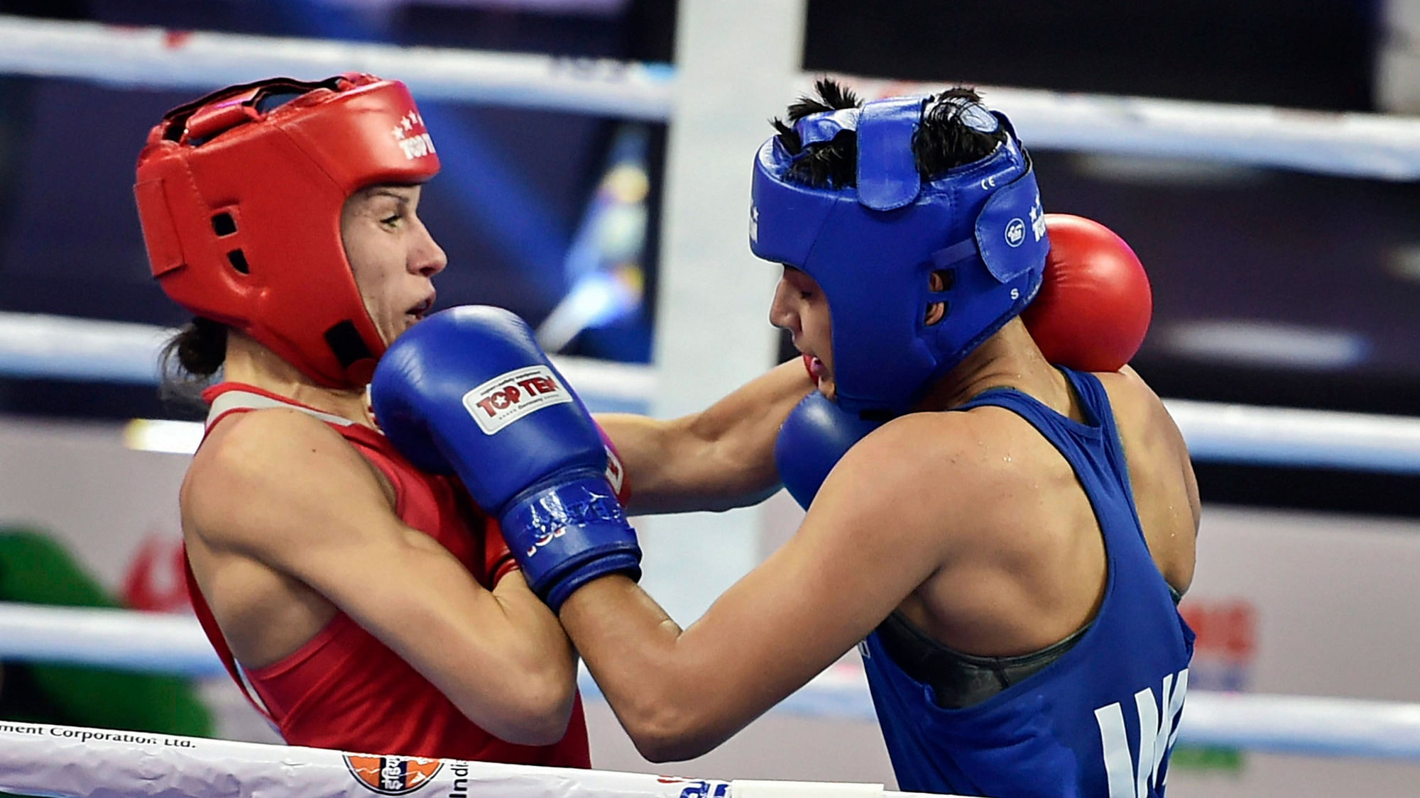 Bulgaria’s Stanimira Petrova fights against India’s Sonia Chahal.