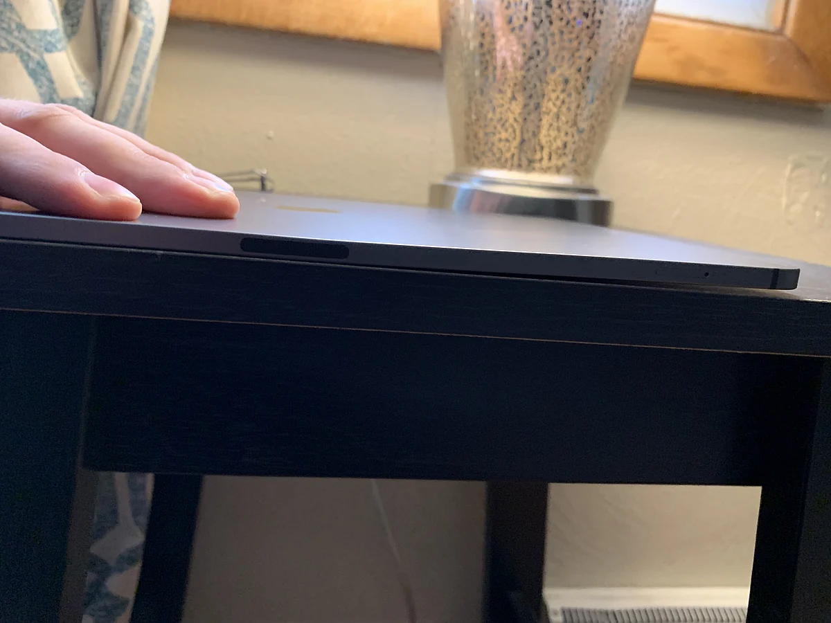 The user who said that he noticed his iPad bent after a couple of weeks of usage and thought its because he keeps it in his backpack (minor misuse).