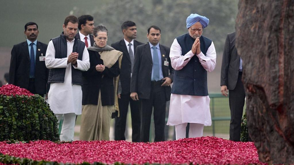 Former PM Dr Manmohan Singh, UPA Chairperson Sonia Gandhi and Congress President Rahul Gandhi pay their respects to Indira Gandhi at Shakti Sthal on her birth anniversary.