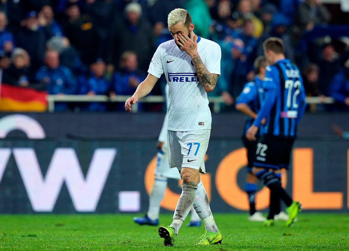 Inter Milan’s Marcelo Brozovic walks off after being red-carded against Atalanta