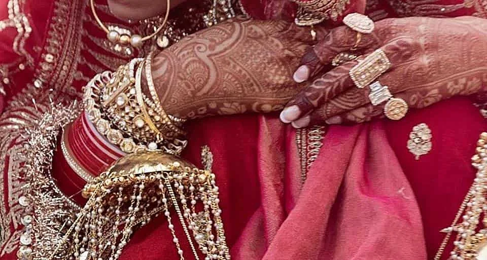 A glimpse of Deepika Padukone’s engagement ring. 