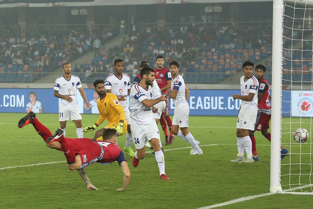 Delhi Dynamos’ wait for their first win continued after their clash against Jamshedpur FC finished in a 2-2 draw.