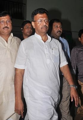 Trinamool S Firhad Hakim New Kolkata Mayor After Sovan Chatterjee Quits