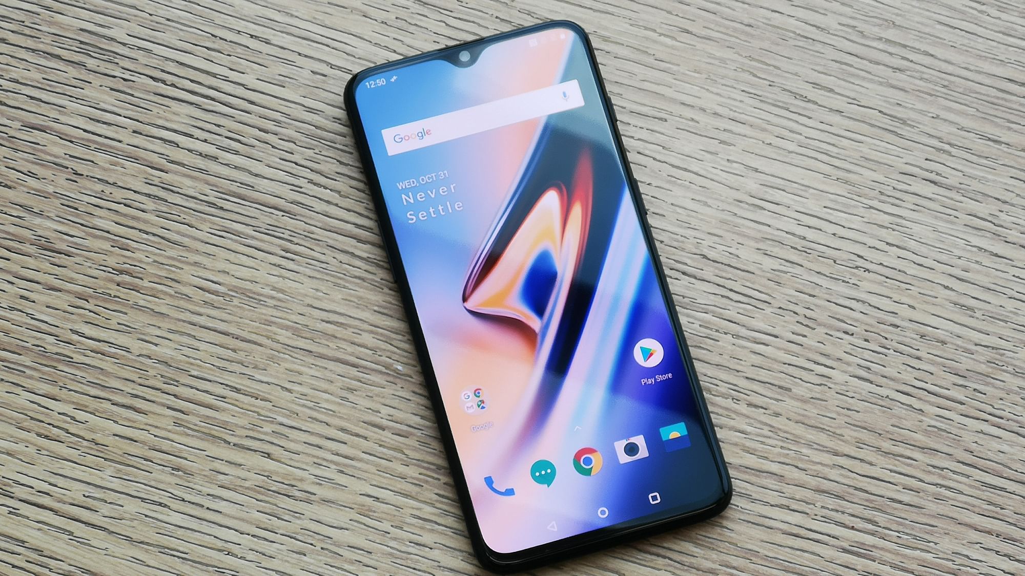 Water drop notch makes its debut on a OnePlus phone with the 6T.