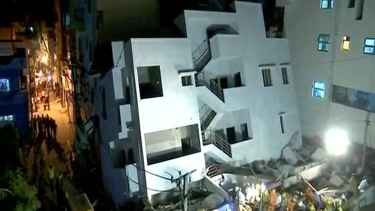 Thirty-one families living in a five-storey building in Ulhasnagar were evacuated, after a portion of the building tilted and developed cracks on Monday. Image used for representational purpose.&nbsp;