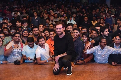 New Delhi: Twitter Co-founder and CEO Jack Dorsey poses with the students of IIT Delhi at the launch of a "youth initiative", on Nov 12, 2018. (Photo: IANS)