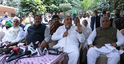 Chandigarh: Haryana Indian National Lok Dal (INLD) chief Ashok Arora addresses a press conference in Chandigarh on Nov 14, 2018. Taking a strong stance on the growing family feud within the INLD, party supremo Om Prakash Chautala expelled his elder son Ajay Singh Chautala from the primary membership of the party for "anti-party activities". The expulsion decision was announced by Ashok Arora at the press conference. (Photo: IANS)