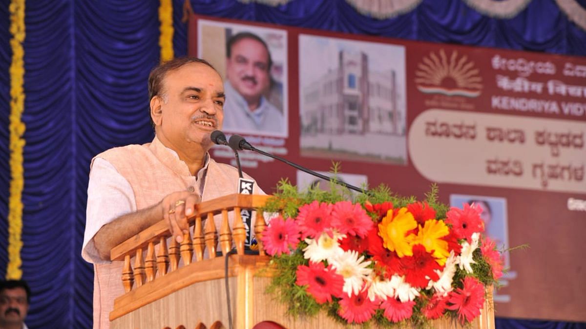 Union Minister Ananth Kumar passed away in the early hours of  12 November.