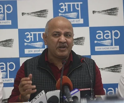 New Delhi: Delhi Deputy Chief Minister and AAP leader Manish Sisodia addresses a press conference over chilli powder attack on Delhi Chief Minister Arvind Kejriwal in New Delhi, on Nov 21, 2018. (Photo: IANS)