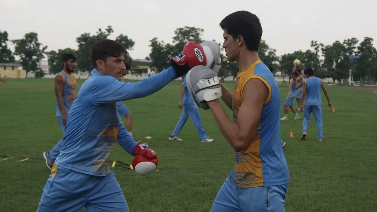 Shaheen Afridi (right) at one of the junior camps in Pakistan.