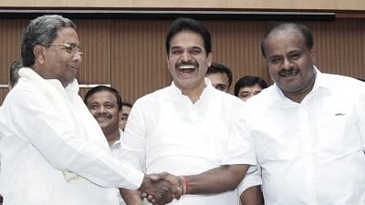 Karnataka Chief Minister HD Kumaraswamy and JD(S) Supremo HD Devegowda.