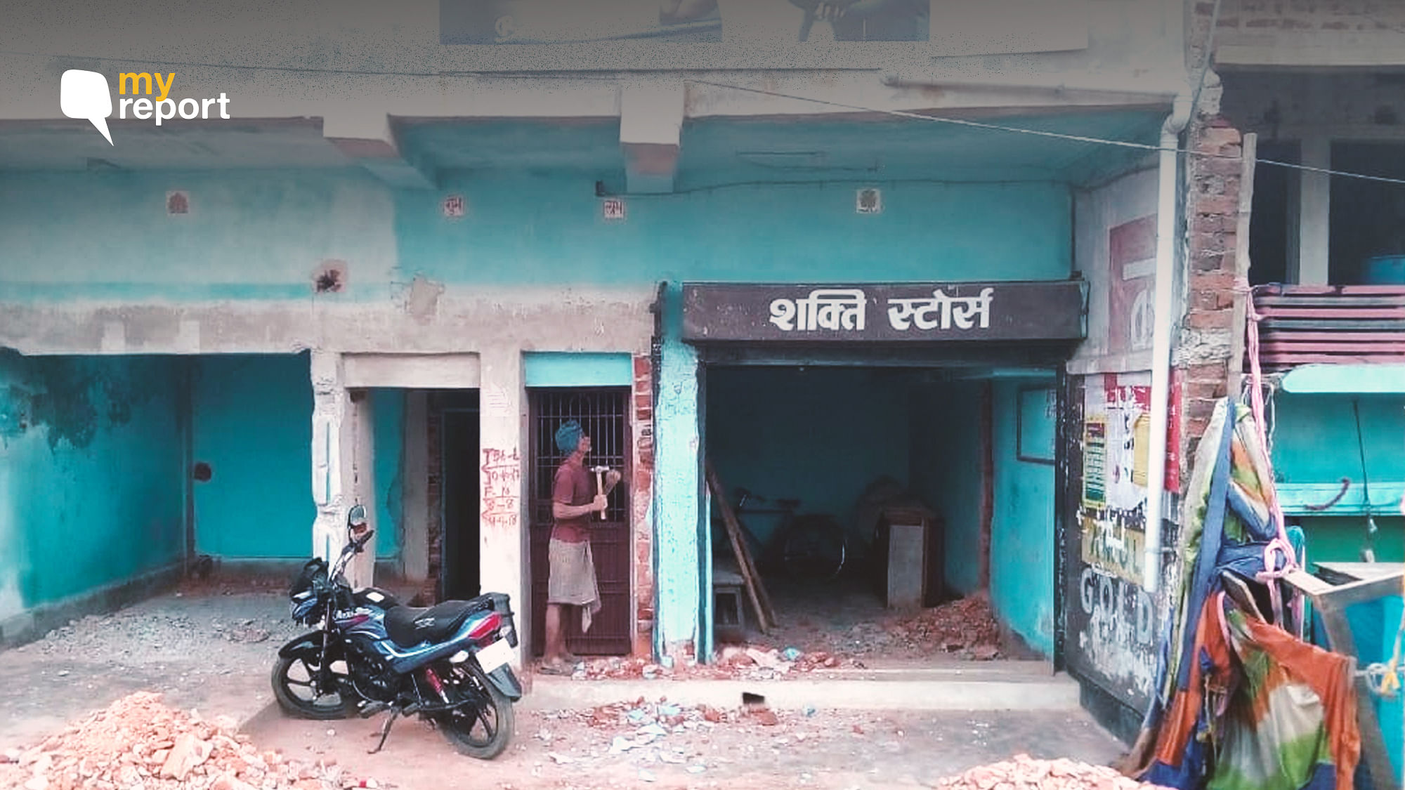 The government has demolished houses along NH-2 in Jharkhand’s Hazaribagh, without compensation to those who have been residing there for generations.