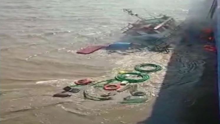 Four people missing following an explosion onboard a boat at Piram Bet island in Gujarat’s Bhavnagar district
