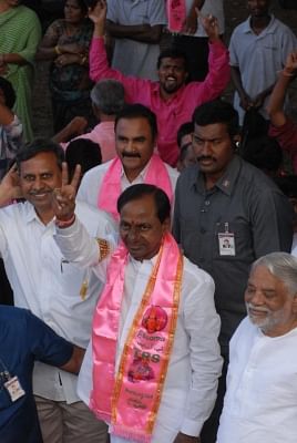 TRS retains Telangana, crushes Congress