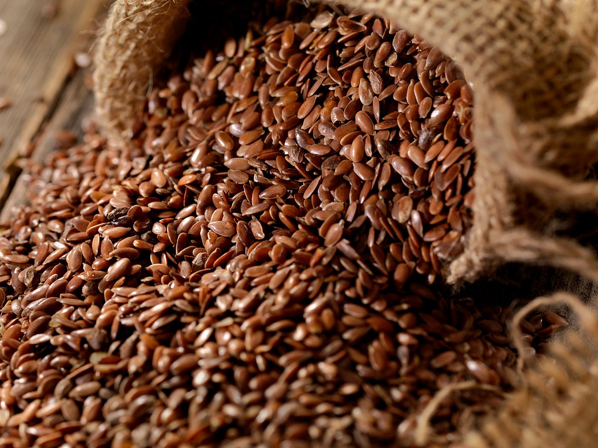 Superfoods Seeds Health Benefits All You Need to Know About Chia, Flax