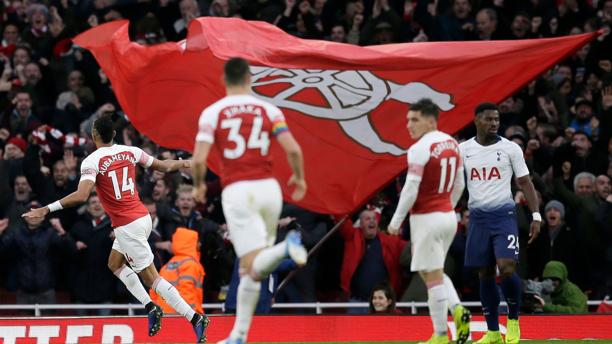Arsenal beat Tottenham 4-2 on Sunday at the Emirates Stadium in London.