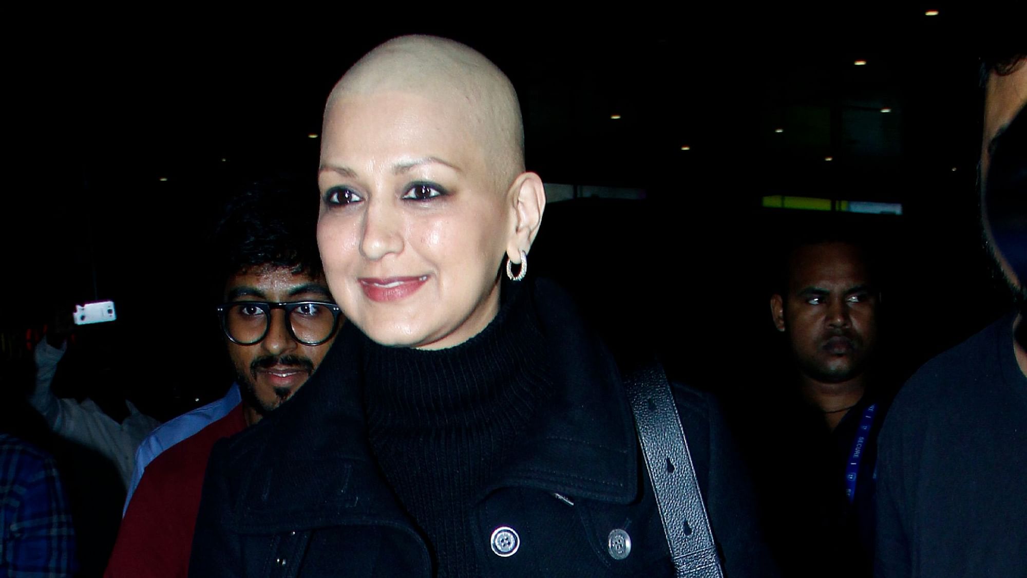 Sonali Bendre spotted at the Mumbai airport.