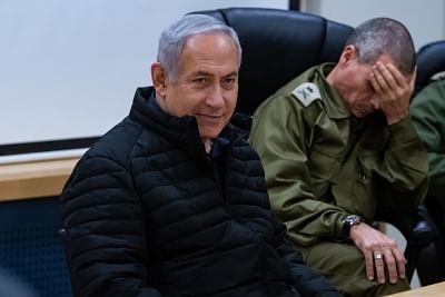 SAFED (ISRAEL), Dec. 11, 2018 (Xinhua) -- Israeli Prime Minister Benjamin Netanyahu (L) is seen during a visit to the Northern Command Base in the northern Israeli town of Safed, on Dec. 11, 2018. Benjamin Netanyahu warned on Tuesday that the Lebanese Hezbollah militia will be dealt "unimaginable blows" if it resists Israel