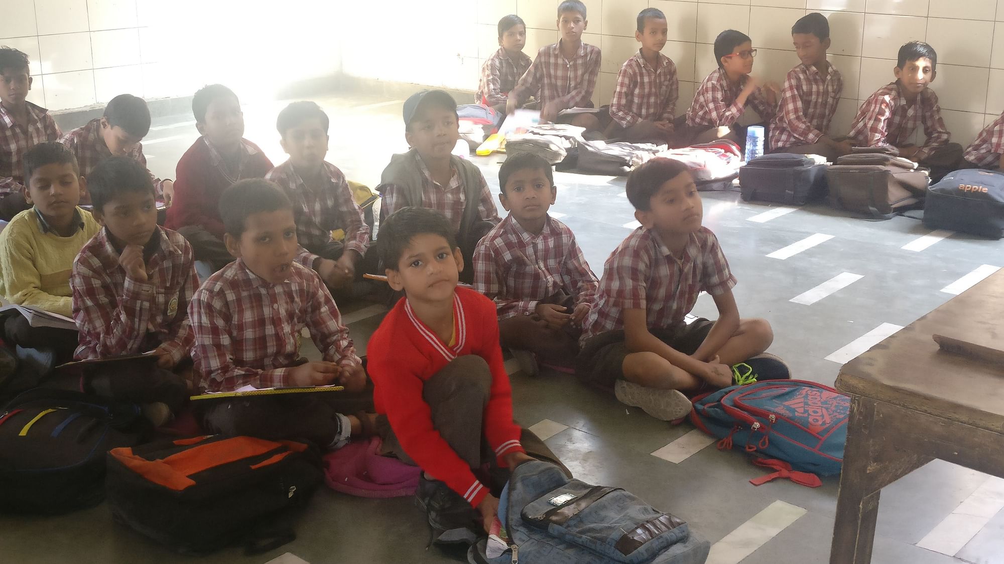 Class 2 children made to sit on floor at an MCD school in Jahangirpuri.