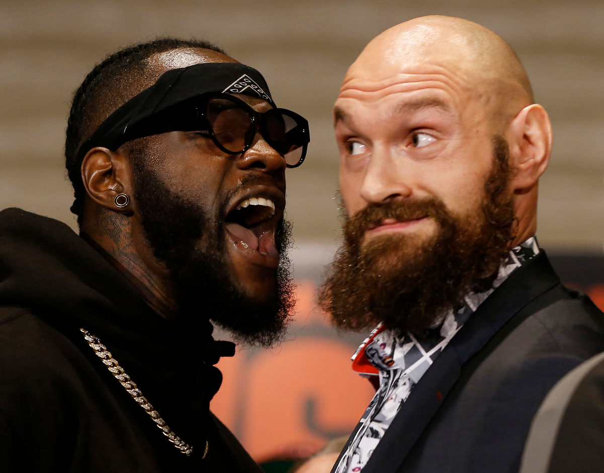 Deontay Wilder will try to defend his WBC title against Britain’s Tyson Fury (27-0, 19 KOs) tonight.