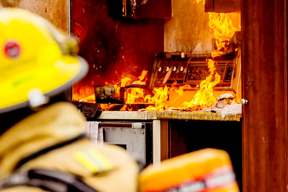 There were six people in the house at that time. Apart from the three siblings, the host family comprised Kari Coudriet, her husband Danny and son Cole.