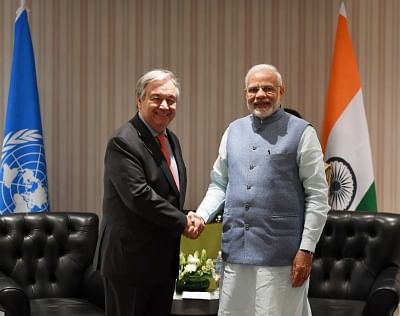 Buenos Aires: Prime Minister Narendra Modi meets United Nations Secretary General Antonio Guterres, on the sidelines of G20 Summit, in Buenos Aires, Argentina on Nov 29, 2018. (Photo: IANS/PIB)