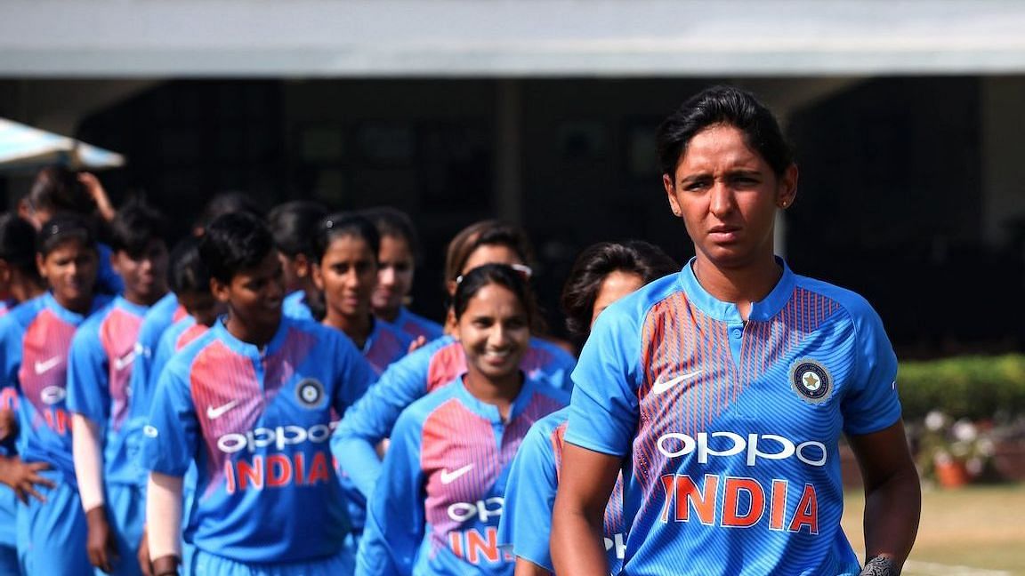 Ramesh Powar has reapplied for the job after receiving strong support from T20 captain Harmanpreet Kaur and her deputy Smriti Mandhana.