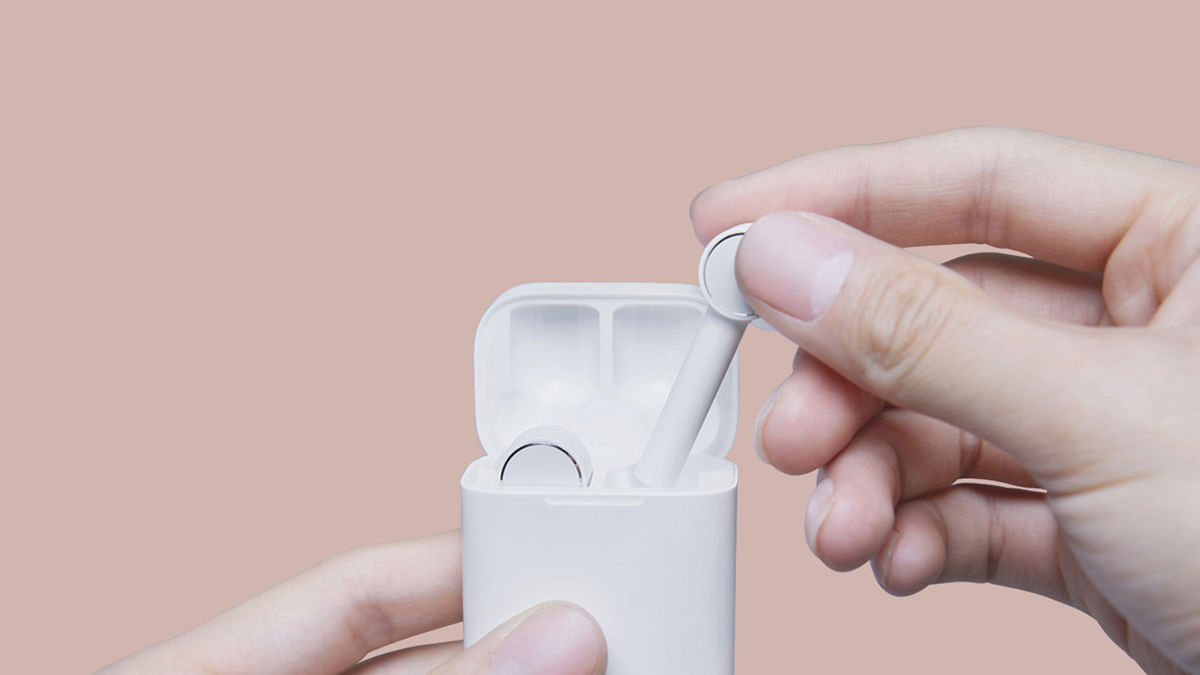 Xiaomi AirDots Pro is the affordable version of AirPods that works with Android and Windows devices.