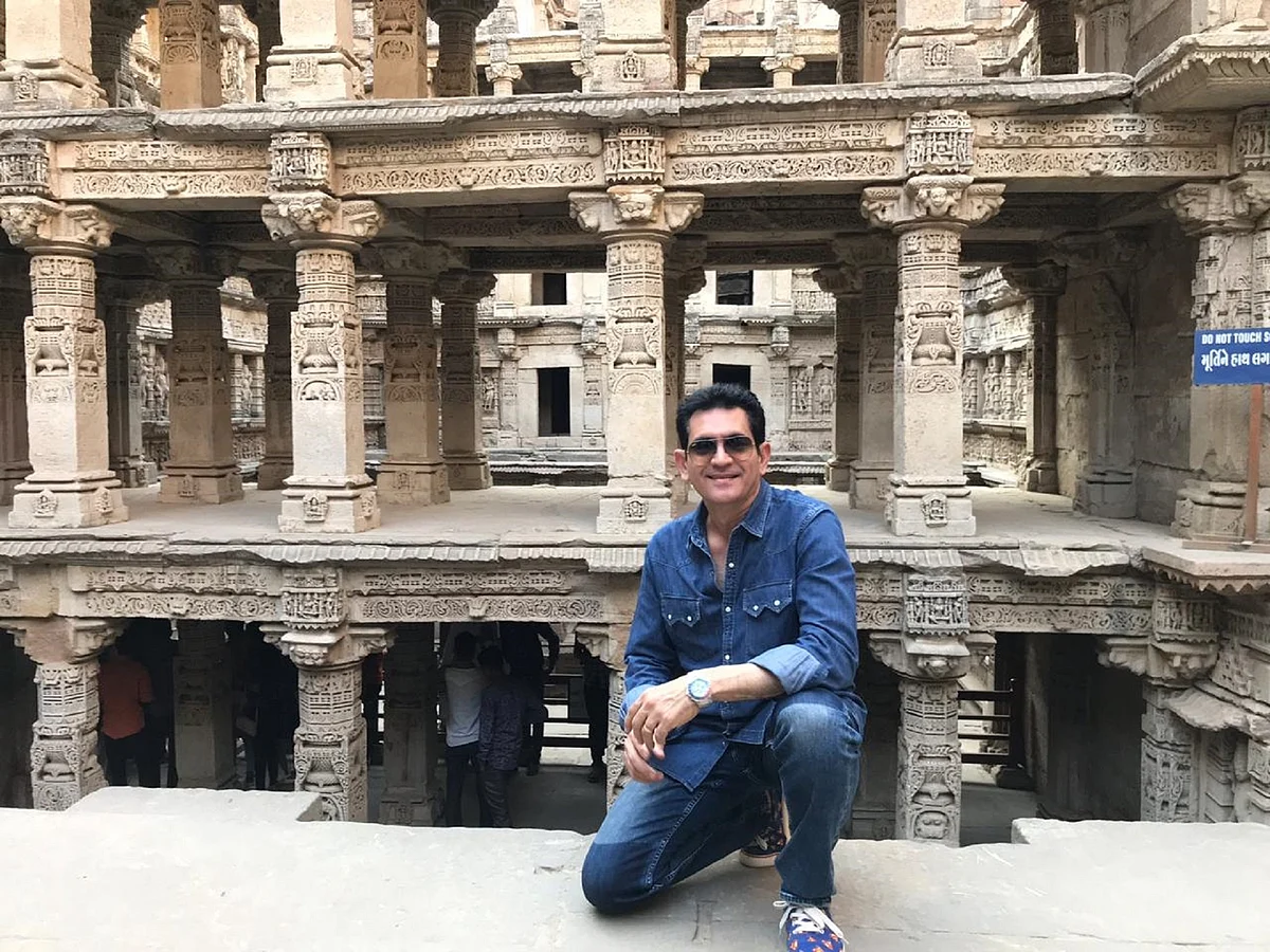 Filmmaker Omung Kumar is currently researching for his biopic on Narendra Modi.