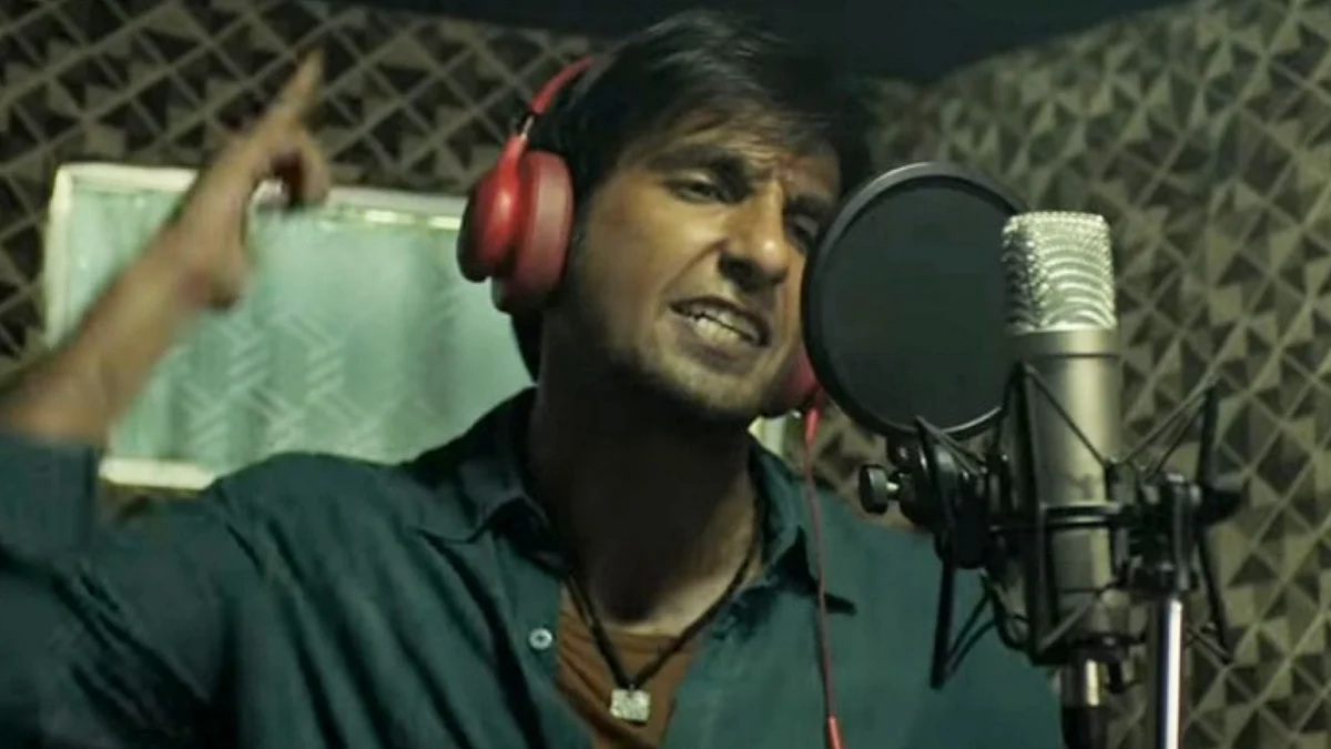 Ranveer Singh in a still from <i>Gully Boy</i>.