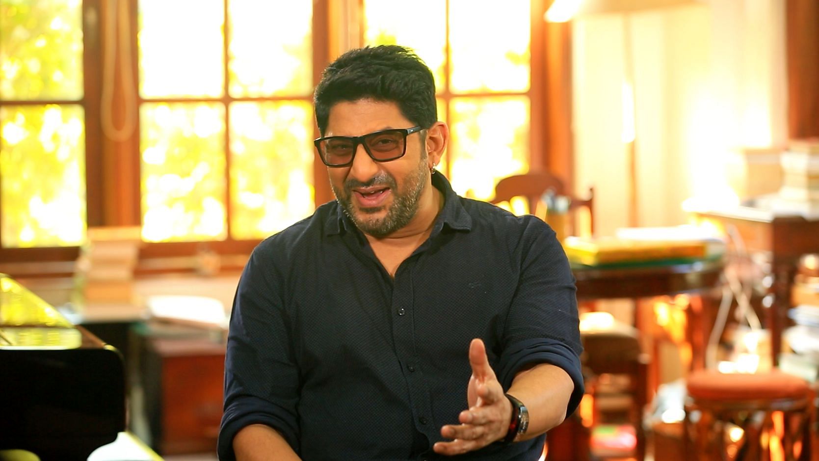 Arshad Warsi answers questions about himself.