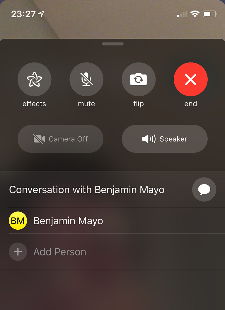 How the UI on the iPhone will look like during the FaceTime bug. 