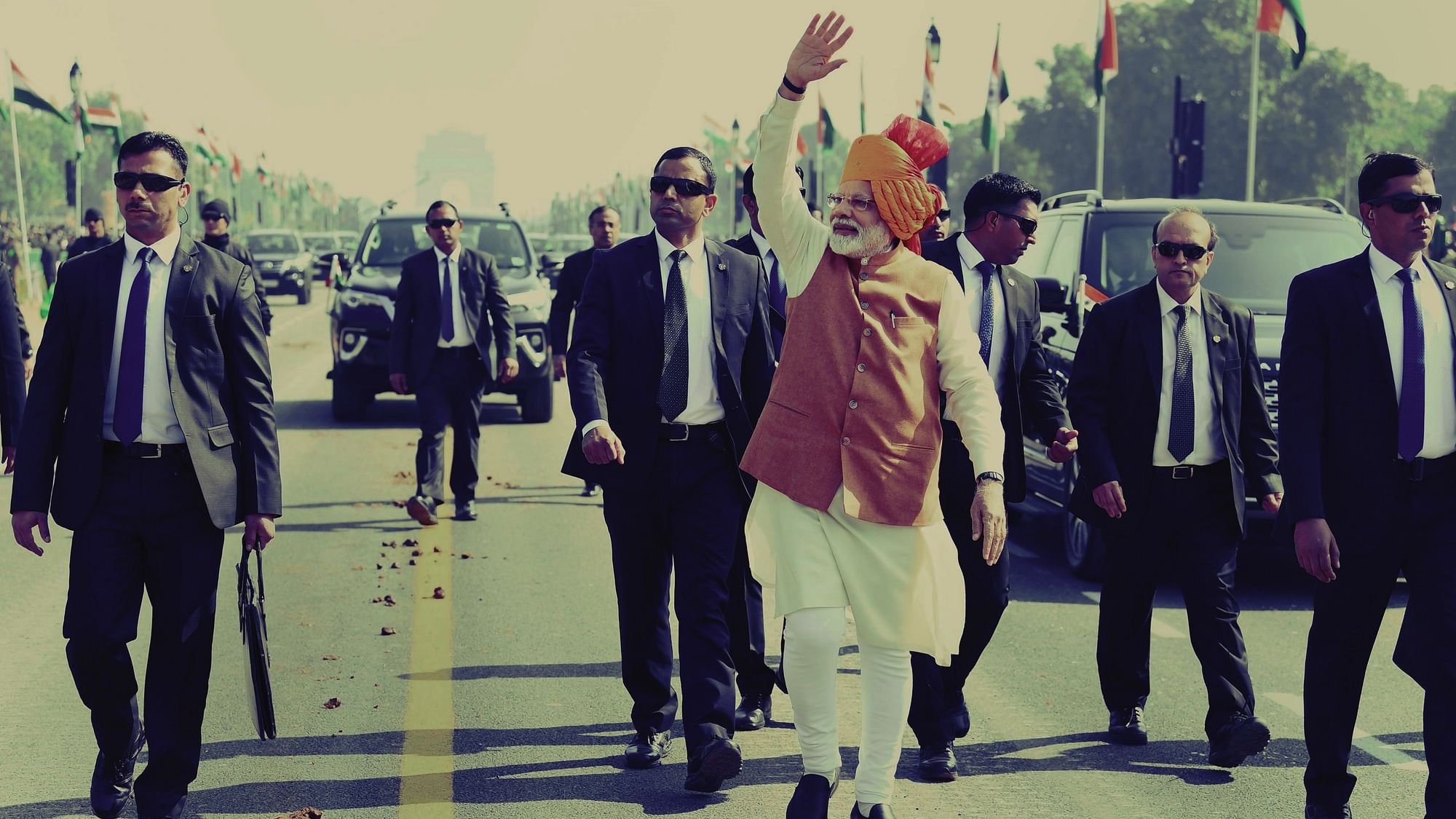 How trustworthy are Modi's bodyguards? What will happen if one of