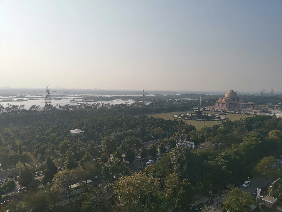The phone’s AI camera will leave you impressed.