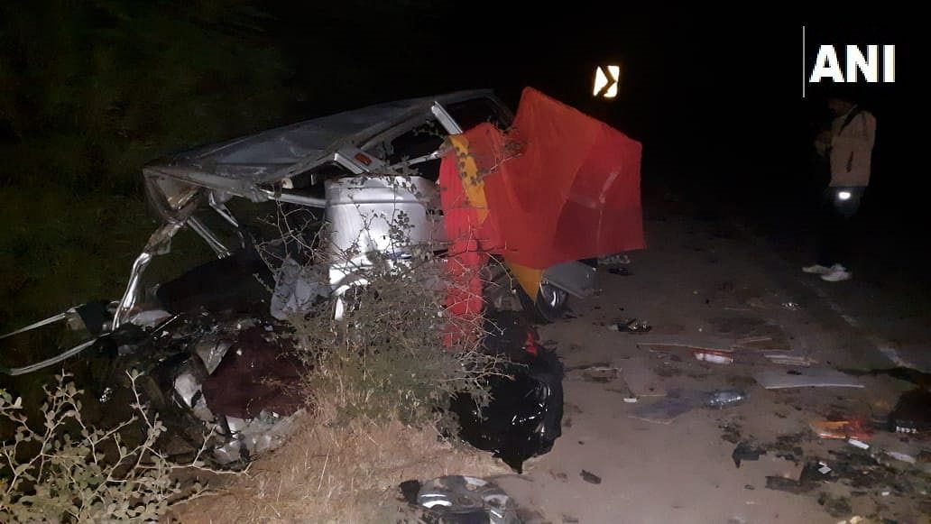 Car crash in Madhya Pradesh