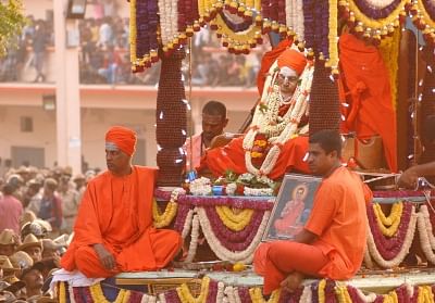 Karnataka seer laid to rest with state honours