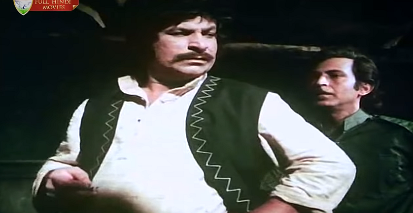 Kader Khan in<i> Khoon Pasina</i>.