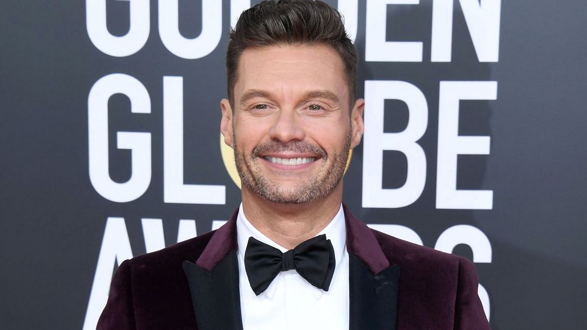 TV host Ryan Seacrest accessorised his velvet suit with a Time’s Up bracelet at the 2019 Golden Globes red carpet. 