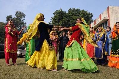 Devotees throng gurdwaras to mark Guru Gobind Singh's birth anniversary