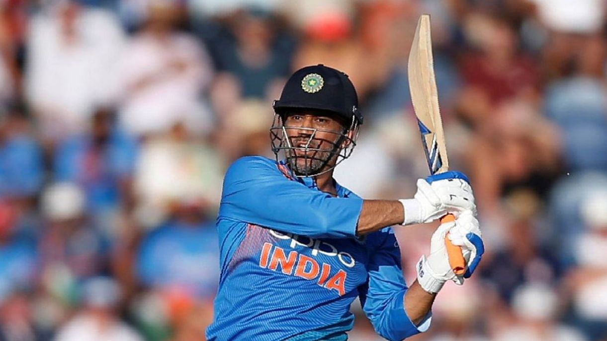 MS Dhoni will get an opportunity to join the illustrious list of players on Friday in the final third ODI between India and Australia.