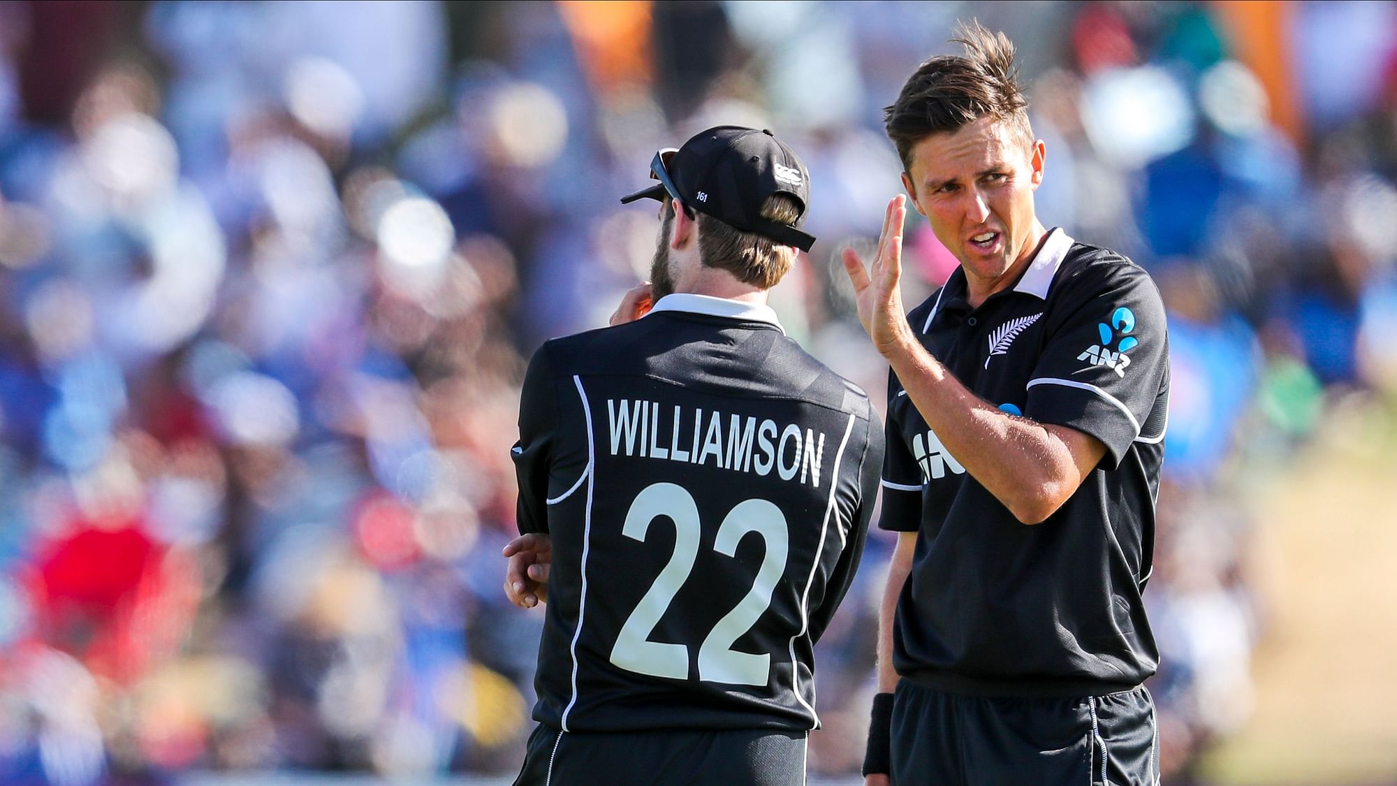 New Zealand Trent Boult, right, and Kane Williamson talk during the second one day international between India and New Zealand at Blake Park in Tauranga, New Zealand, Saturday, Jan. 26, 2019.&nbsp;