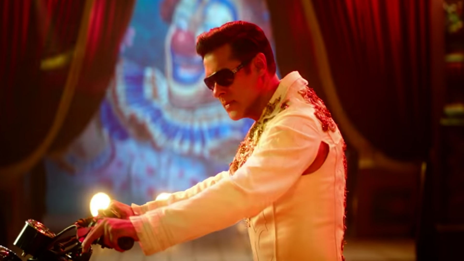 Salman Khan in the teaser for <i>Bharat</i>.