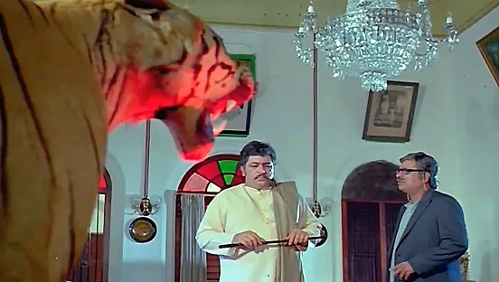 Kader Khan with Amjad Khan in <i>Himmatwala.</i>